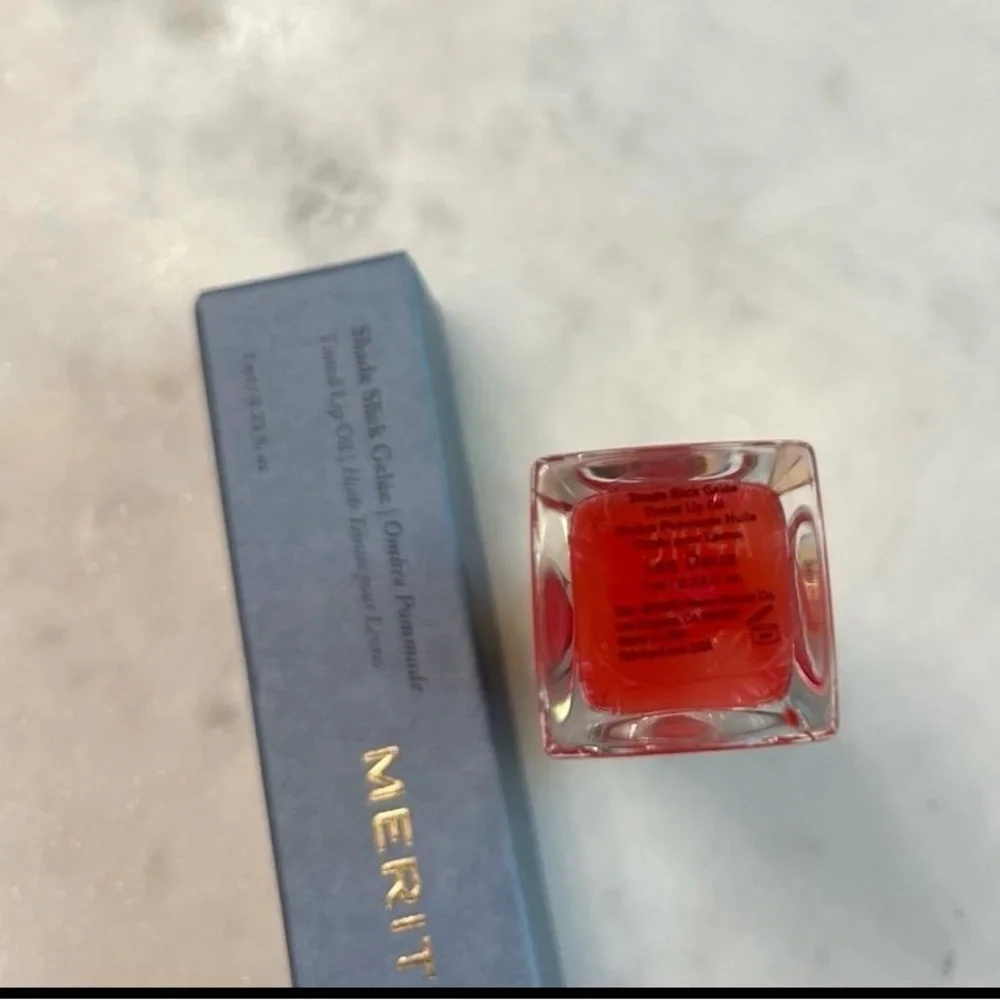 New NWT MERIT Shade Slick Gelee LES DEUX Tinted Lip Oil Gloss 7ml 0.23 oz Makeup
